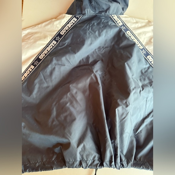 Dallas cowboys NFL cropped drawstring windbreaker sweatshirt hoodie size S. - Picture 8 of 8